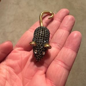 Crystal mouse brooch